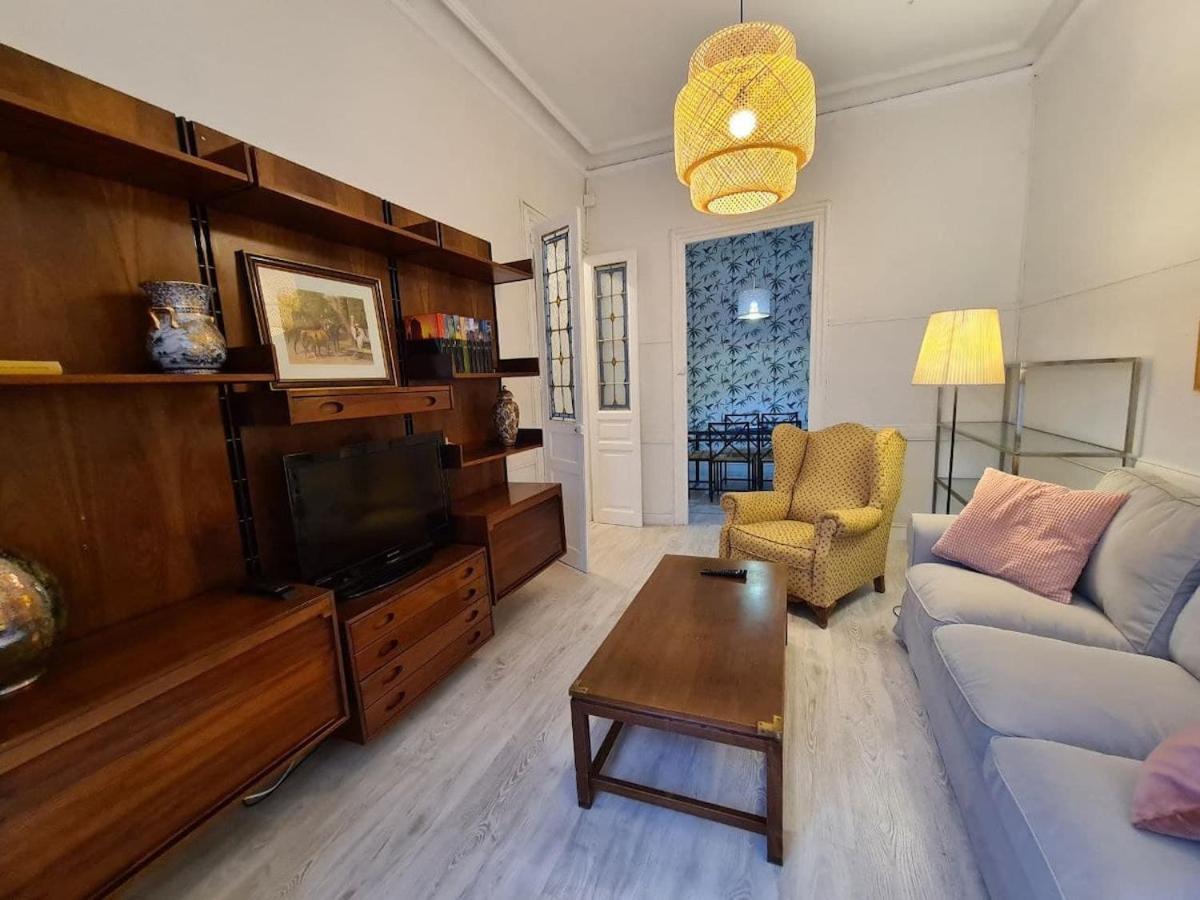 122A - Emblematica Vivienda En Playa San Lorenzo Хихон Экстерьер фото
