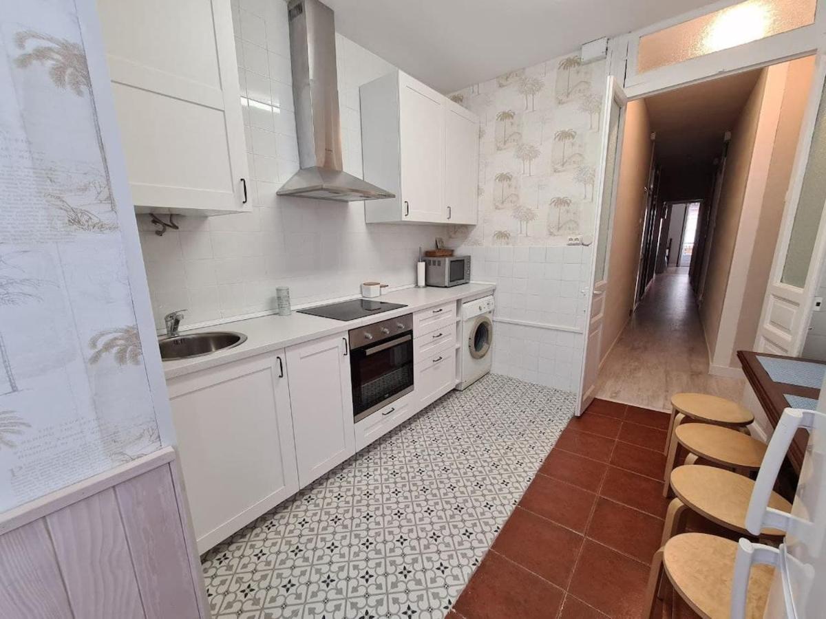 122A - Emblematica Vivienda En Playa San Lorenzo Хихон Экстерьер фото